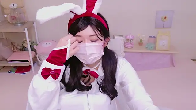 Snapshot of NAMI_s2 chatting on December 22, 2024, 9:22 am NAMI s2 online show from December 22, 2024, 9:22 am