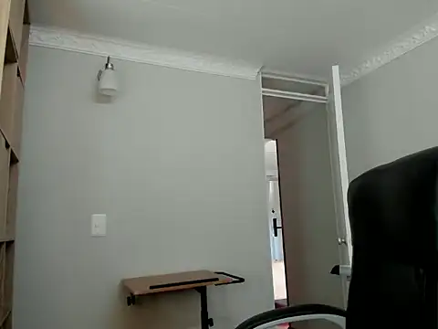 Snapshot of AmandaCallum chatting on July 24, 2026, 2:59 pm AmandaCallum online show from July 24, 2026, 2:59 pm
