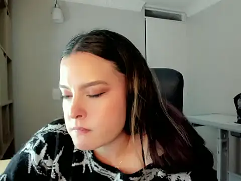 Snapshot of AmandaCallum chatting on July 27, 2026, 12:06 am AmandaCallum online show from July 27, 2026, 12:06 am