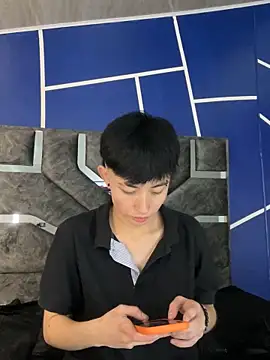 nico 18x online show from February 13, 2025, 2:56 am