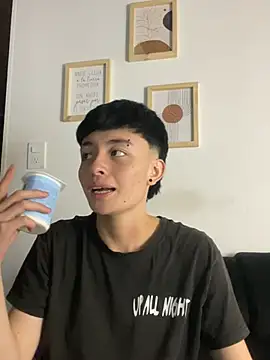 nico 18x online show from February 14, 2025, 5:25 pm