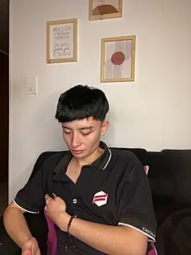 nico 18x online show from March 5, 2025, 8:32 pm