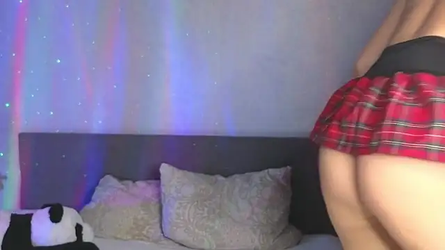 Snapshot of Erotic_Ann chatting on June 27, 2026, 2:34 pm Erotic Ann online show from June 27, 2026, 2:34 pm
