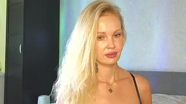 Snapshot of Erotic_Ann chatting on August 2, 2026, 3:05 am Erotic Ann online show from August 2, 2026, 3:05 am