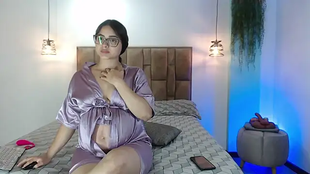 Snapshot of aleejhandraa chatting on January 17, 2026, 3:55 am aleejhandraa online show from January 17, 2026, 3:55 am