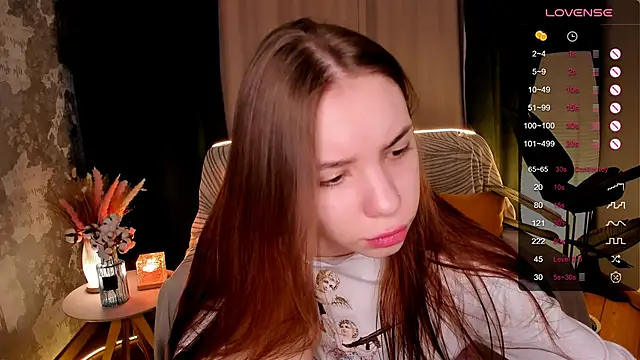 Snapshot of MilliBrown_ chatting on November 17, 2025, 8:31 am MilliBrown online show from November 17, 2025, 8:31 am