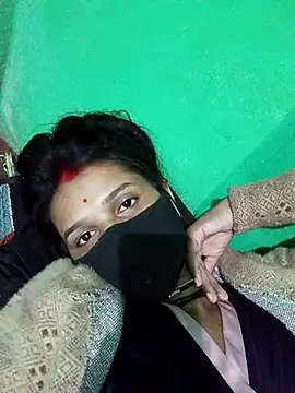 Hoty girl 143 online show from November 3, 2025, 5:25 pm