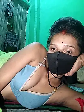 Hoty girl 143 online show from December 3, 2025, 4:16 pm