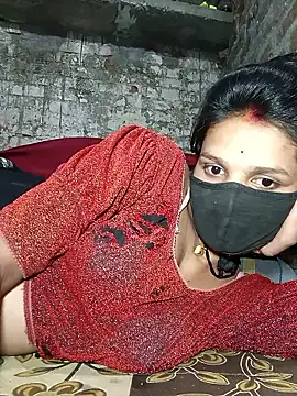 Hoty girl 143 online show from April 25, 2026, 1:41 pm