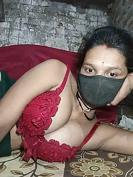 Snapshot of Hoty_girl_143 chatting on May 24, 2026, 1:21 am Hoty girl 143 online show from May 24, 2026, 1:21 am