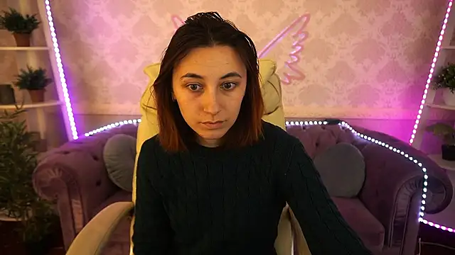 Snapshot of Roxy_Rayy chatting on December 6, 2024, 7:23 pm Roxy Rayy online show from December 6, 2024, 7:23 pm