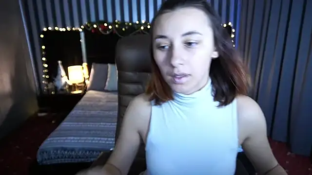 Snapshot of Roxy_Rayy chatting on December 14, 2024, 6:56 am Roxy Rayy online show from December 14, 2024, 6:56 am