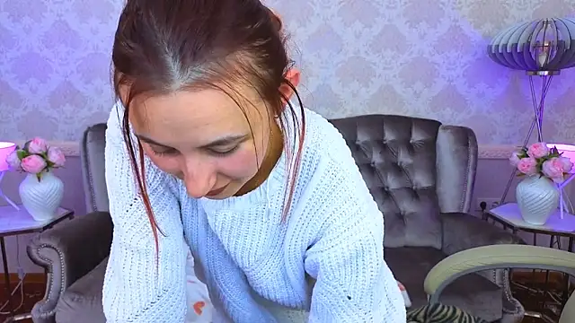 Snapshot of Roxy_Rayy chatting on October 2, 2025, 7:10 pm Roxy Rayy online show from October 2, 2025, 7:10 pm