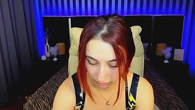 Snapshot of Roxy_Rayy chatting on October 16, 2025, 6:14 am Roxy Rayy online show from October 16, 2025, 6:14 am