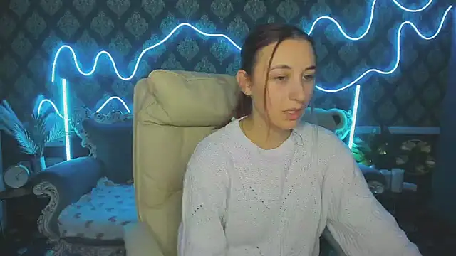 Snapshot of Roxy_Rayy chatting on October 19, 2025, 1:34 pm Roxy Rayy online show from October 19, 2025, 1:34 pm