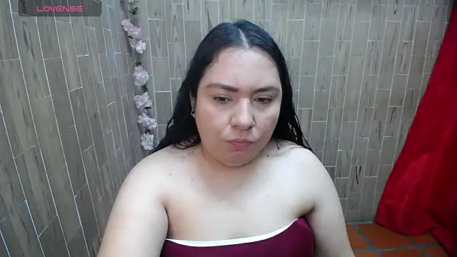 solyeria online show from April 22, 2026, 12:46 am