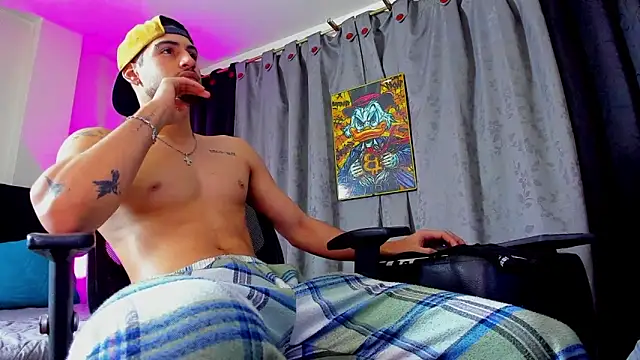 Giomar Reyes online show from February 18, 2026, 7:37 am