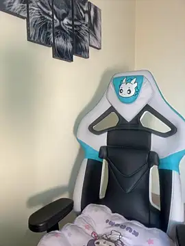 missycanoo online show from December 17, 2025, 9:54 pm