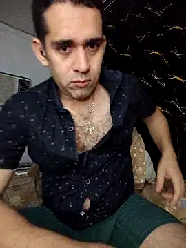 Snapshot of CRISTHIAN_GREY01 chatting on January 15, 2026, 3:00 am CRISTHIAN GREY01 online show from January 15, 2026, 3:00 am