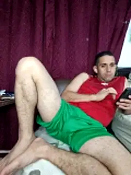 Snapshot of CRISTHIAN_GREY01 chatting on March 27, 2026, 2:28 am CRISTHIAN GREY01 online show from March 27, 2026, 2:28 am