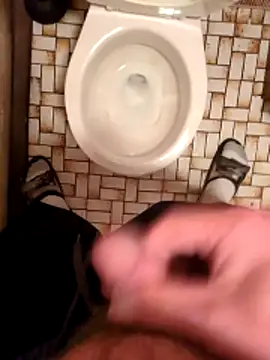 Cuminmyhands90 online show from March 1, 2026, 8:16 am