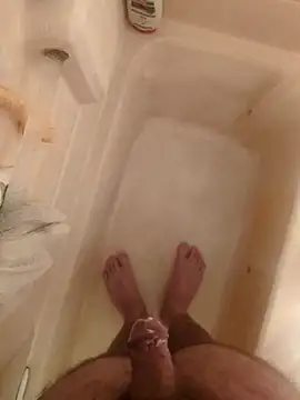 Cuminmyhands90 online show from March 18, 2026, 8:06 am