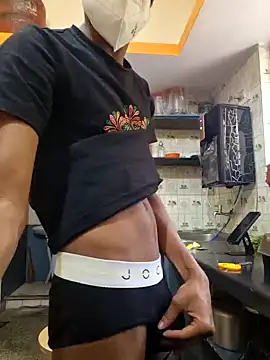 Snapshot of KissesBoyAD chatting on December 11, 2024, 5:00 am KissesBoyAD online show from December 11, 2024, 5:00 am