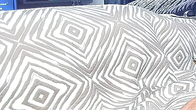 Snapshot of snowpanter chatting on January 25, 2025, 11:00 pm snowpanter online show from January 25, 2025, 11:00 pm