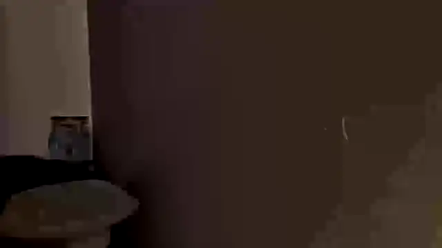 Snapshot of snowpanter chatting on February 10, 2025, 8:53 pm snowpanter online show from February 10, 2025, 8:53 pm