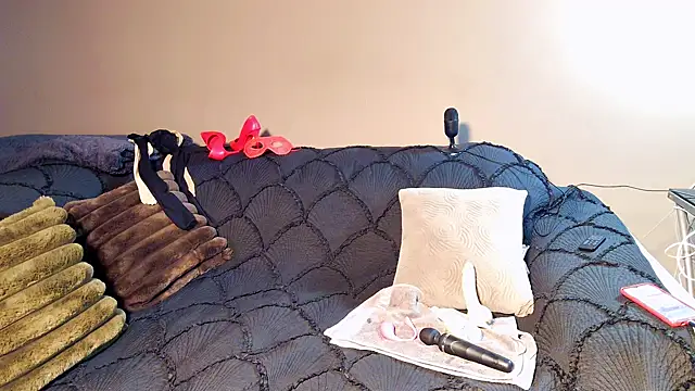 Snapshot of snowpanter chatting on March 18, 2025, 8:03 am snowpanter online show from March 18, 2025, 8:03 am