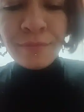 Snapshot of Lela-pink chatting on July 31, 2026, 5:51 am Lela-pink online show from July 31, 2026, 5:51 am