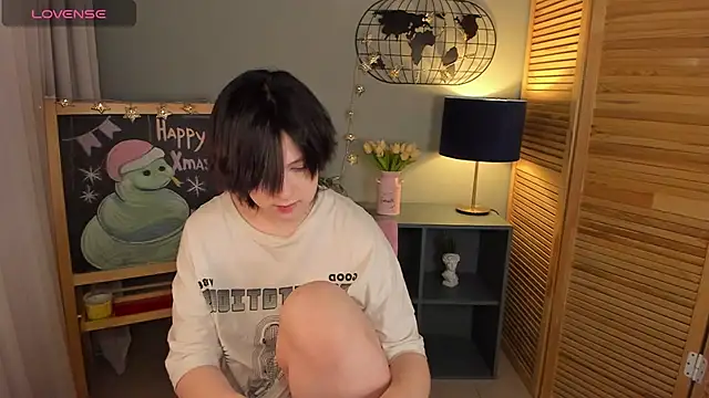 fiamoory online show from February 1, 2025, 7:26 am