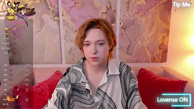 fiamoory online show from March 11, 2025, 4:32 am