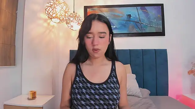 Snapshot of LaraGoldd chatting on September 20, 2025, 12:22 am LaraGoldd online show from September 20, 2025, 12:22 am