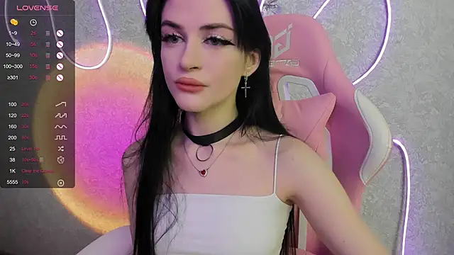 Molly Crystall online show from June 21, 2026, 3:20 am