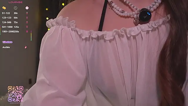 Snapshot of FlairEdgin chatting on January 14, 2026, 7:19 pm FlairEdgin online show from January 14, 2026, 7:19 pm