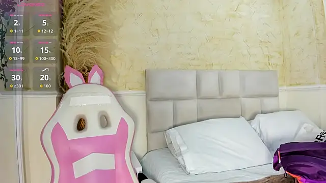 Snapshot of JulietaKane chatting on July 29, 2026, 10:52 pm JulietaKane online show from July 29, 2026, 10:52 pm