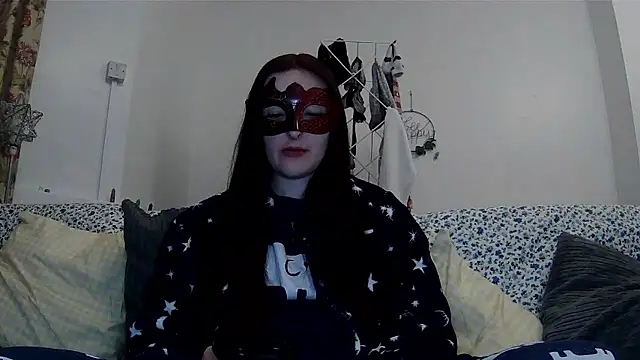 LexiSnowUK online show from January 12, 2026, 9:42 pm