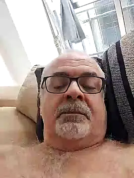 Satiro Sevilla online show from October 6, 2025, 5:21 pm