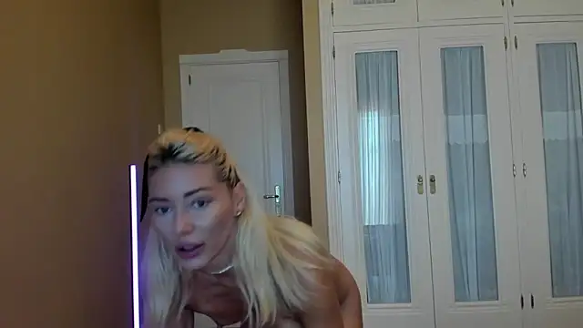 Snapshot of adarabu chatting on October 28, 2025, 8:55 pm adarabu online show from October 28, 2025, 8:55 pm