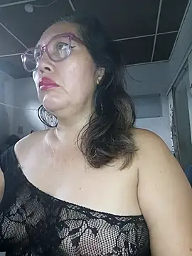 Snapshot of anniecoopeer chatting on March 5, 2025, 8:53 pm anniecoopeer online show from March 5, 2025, 8:53 pm