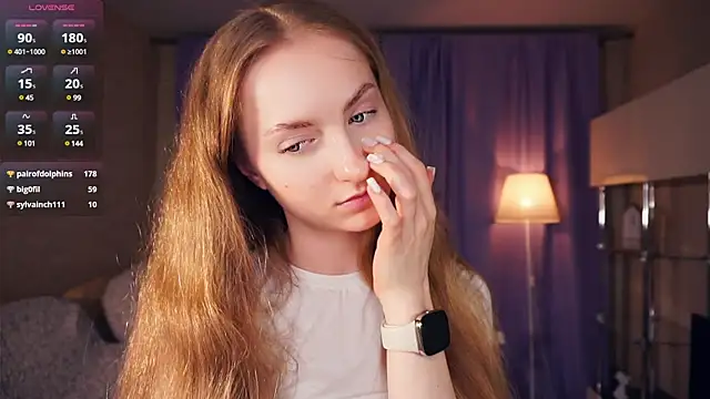 EsmaCarll online show from January 10, 2025, 11:18 pm