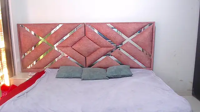 moan sex2 online show from July 5, 2026, 7:54 pm