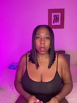 IsabellaaSmith online show from June 4, 2026, 1:33 am