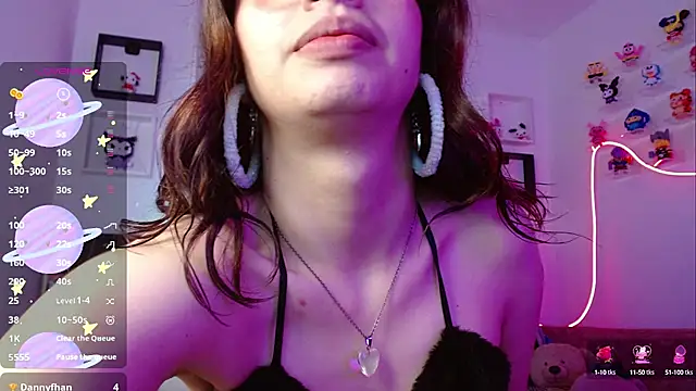 evie cloud online show from October 6, 2025, 9:23 pm