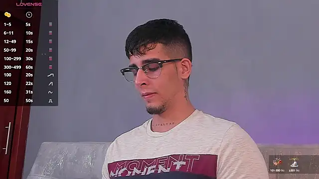 Snapshot of iamcamiloo_ chatting on December 30, 2024, 10:12 pm iamcamiloo online show from December 30, 2024, 10:12 pm