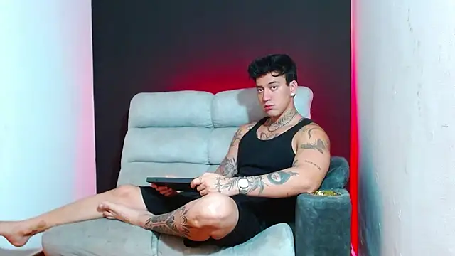 Snapshot of JUSTIN_FULLER1 chatting on February 6, 2026, 9:29 pm JUSTIN FULLER1 online show from February 6, 2026, 9:29 pm