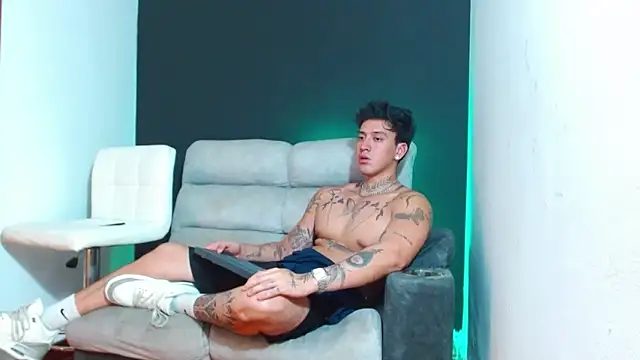 Snapshot of JUSTIN_FULLER1 chatting on March 12, 2026, 7:03 am JUSTIN FULLER1 online show from March 12, 2026, 7:03 am