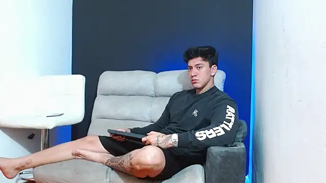 Snapshot of JUSTIN_FULLER1 chatting on March 15, 2026, 10:16 pm JUSTIN FULLER1 online show from March 15, 2026, 10:16 pm