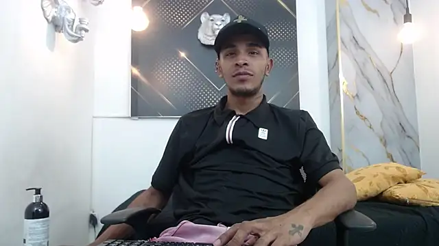 JordanAndAndrew online show from January 5, 2026, 10:35 pm